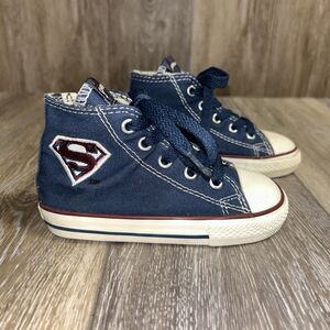 Converse Youth US Size 7 Chuck Taylor DC Comics Superman Edition High Top Shoes